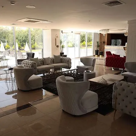 Hotel Ramada Sile