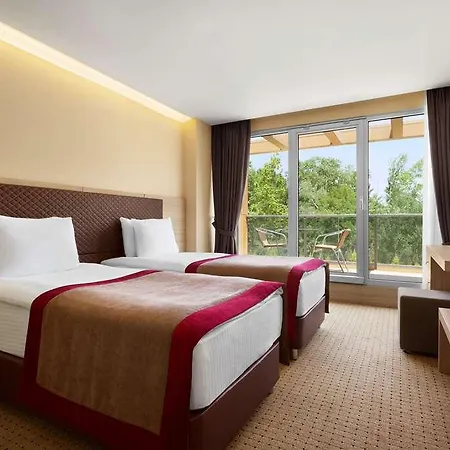 Ramada Sile *