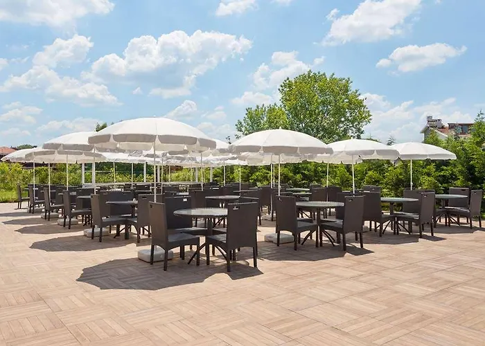 Ramada Sile 호텔 *