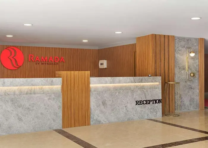 호텔 Ramada Sile