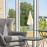 Ramada Sile מלון