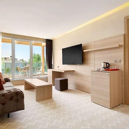 מלון Ramada Sile
